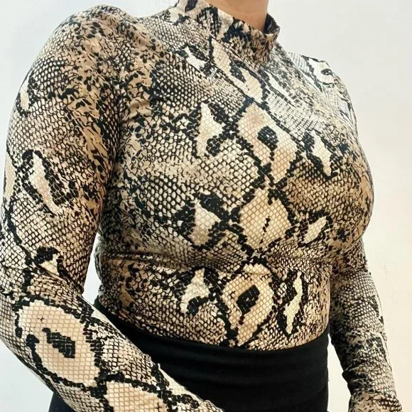 Snake Print Bodysuit - Picture 2 of 4